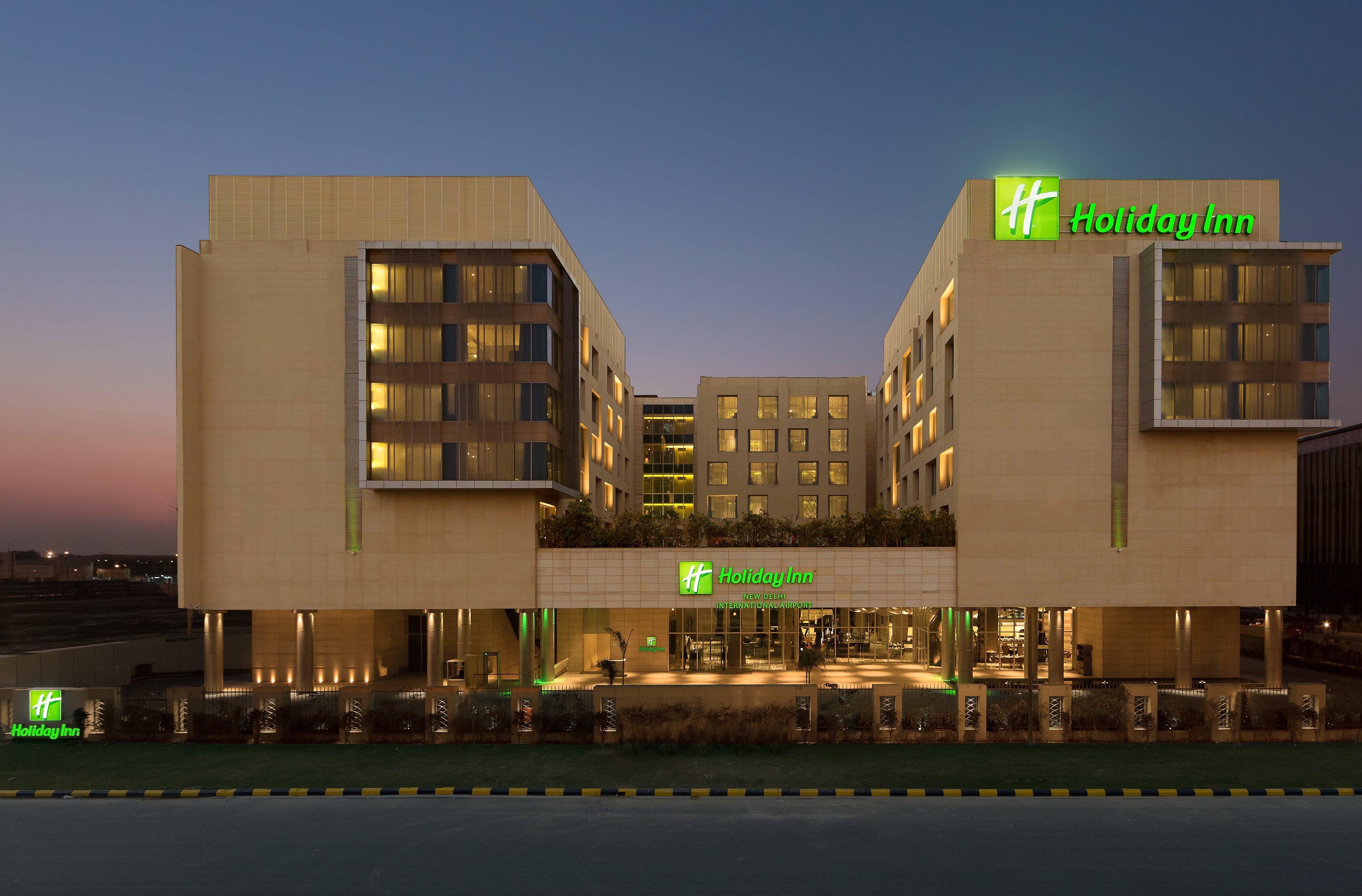 Holiday Inn New Delhi International Airport, An Ihg Hotel Exterior photo Holiday Inn, Hyderabad